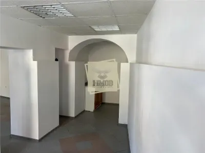 Spatiu comercial la strada 54 mp cu 2 camere zona Ultracentrala - foto 5