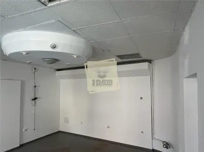 Spatiu comercial la strada 54 mp cu 2 camere zona Ultracentrala - foto 6