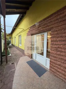 Casa cu 5 camere 2 bai 184 mp utili zona Calea Dumbravii - Sibiu