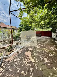 Casa cu 5 camere 2 bai 184 mp utili zona Calea Dumbravii - foto 2