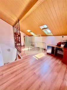 Casa cu 5 camere 2 bai 184 mp utili zona Calea Dumbravii - foto 11