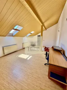 Casa cu 5 camere 2 bai 184 mp utili zona Calea Dumbravii - foto 8