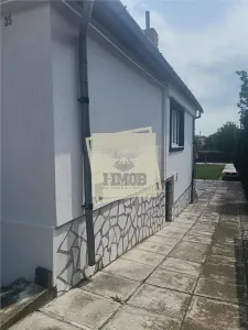 Casa cu 6 camere 2 bai si 650 mp teren in zona Calea Surii Mici - foto 13