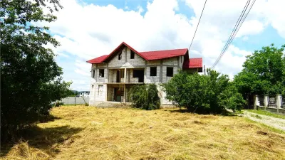 Vanzare Duplex la rosu in Aninoasa/ 220 mp/ 500 mp teren/ Zona superba de Vile - foto 6