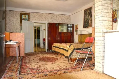 Imobil cu Mare Potential Comercial Calea Domneasca Vizavi de Turnul Chindia. - foto 12