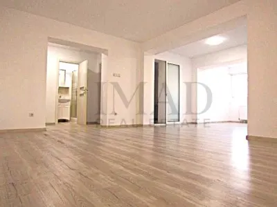Vanzare apartament et 1, 4 cam 125 mp, complet renovat in Targoviste. - Targoviste