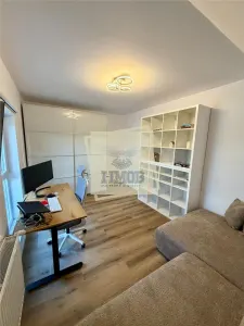 Apartament  4 camere 2 bai si loc parcare zona Kogalniceanu - foto 20