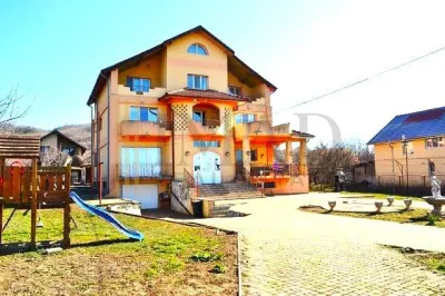 Vanzare Vila spactaculoasa cu teren generos in Targoviste - Aninoasa. - foto 3
