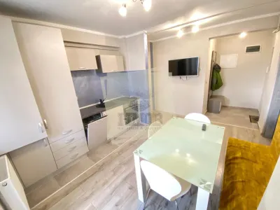 Studio modern cu terasa 15 mp pe Mihai Viteazu - foto 4