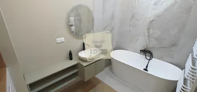 Penthouse cu 3 camere 3 bai si terasa 88 mp in zona Lazaret - foto 10