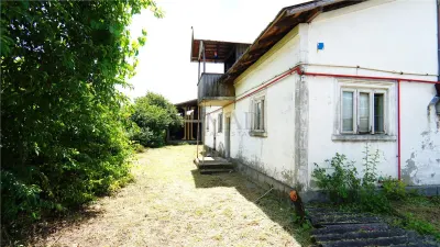 Casa si anexa pe teren 518 mp, ideal renovare sau proiect nou - Dragomiresti. - Targoviste