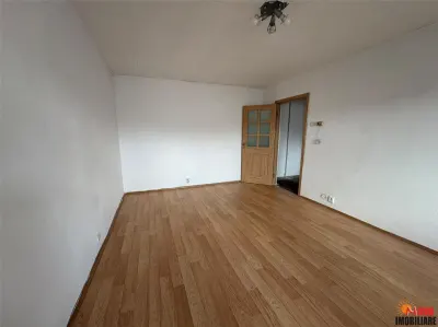 Apartament doua camere Centrul Civic - Zizinului - foto 2