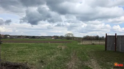 Podu Oltului, teren  intravilan - foto 3