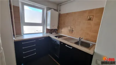 Centrul Civic, garsoniera mobilata si utilata - 369  Euro/luna - foto 2