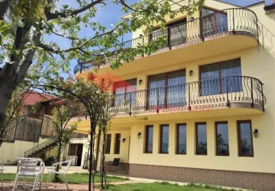 Vila ultrafinisata, zona Sud - Bistrita