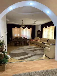 Vila+Spatiu Comercial - foto 12