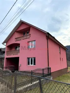 Casa P+E+M, 19 ari teren, Telciu - foto 1