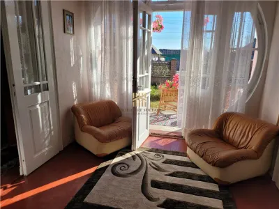 Casă Tradițională de Vânzare în Bucovina Sasca | 180 mp Utili | 6 Camere | 2.500 mp Teren | Beci din Piatră | Drum Asfaltat | Comision 0 - foto 12