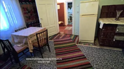 Casă Tradițională de Vânzare în Bucovina Sasca | 180 mp Utili | 6 Camere | 2.500 mp Teren | Beci din Piatră | Drum Asfaltat | Comision 0 - foto 8