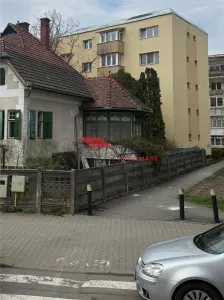 Casa Ultracentrala, zona Coroana de Aur - foto 3