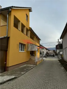 Oportunitate investitie- Casa P+1E+M, intrare Unirea - foto 3