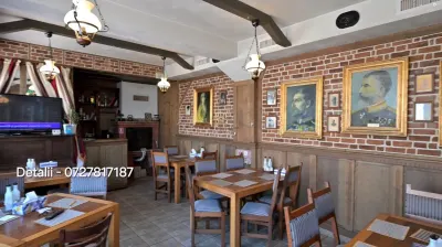 CLĂDIRE DE VÂNZARE ÎN ULTRACENTRAL SUCEAVA | 260 MP UTILI | DEMISOL + PARTER + 2 ETAJE | COMISION 0% - foto 6