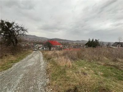 Teren 9 ari Valea Ghinzii - foto 1
