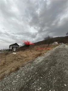 Teren 9 ari Valea Ghinzii - foto 5