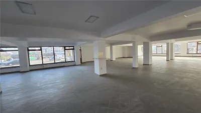 Spațiu Comercial Premium de Vânzare în Suceava | 757,6 mp | Arteră Principală | Open Space | 8 Parcări | Comision 0%   - foto 3
