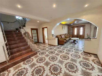 CASĂ PREMIUM CU TERASĂ ȘI MULT SPAȚIU | SUCEAVA | 499.000 Euro | 0% COMISION - foto 15