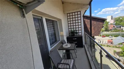 Apartament Ultracentral  2 camere  De Inchiriat  Zona Primarie Suceava - foto 17