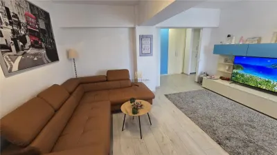 Apartament Ultracentral  2 camere  De Inchiriat  Zona Primarie Suceava - foto 4