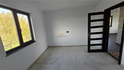 Casă Nouă de Vânzare în Mitocu Dragomirnei, Suceava | 6 Ari Teren | Pret 140500 euro | Comision 0 - foto 7