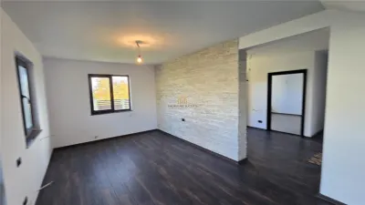 Casă Nouă de Vânzare în Mitocu Dragomirnei, Suceava | 6 Ari Teren | Pret 140500 euro | Comision 0 - foto 9