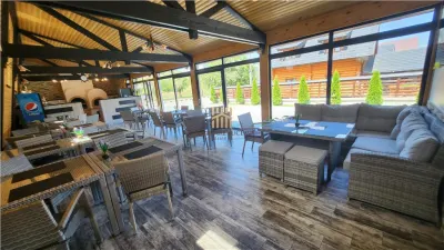 Pensiune Turistică 4* de Vânzare în Voroneț, Bucovina | Afacere la Cheie | 12 Camere | Restaurant 60 Locuri | Sauna & Ciubăr |  Comision 0 - foto 12