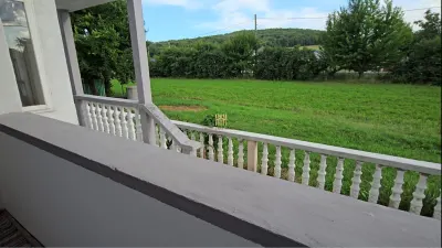 Casă + Teren Intravilan 4200 mp | 75 m + 60 m Front Stradal | DJ 208A | Suceava  Dolhasca 176.000 Euro | Comision 0% - foto 2