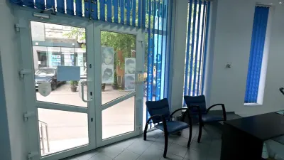 Spațiu Birouri de Vânzare în Burdujeni, Suceava | Zonă Ultracentrală | 176 mp | Parter + Demisol | 4 m Înălțime | Comision 0 - foto 8