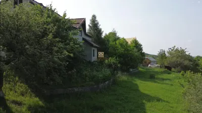 Teren 4800 mp cu Livada si Casa Nefinalizata - Adancata! - foto 2