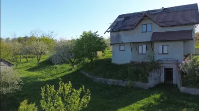 Teren 4800 mp cu Livada si Casa Nefinalizata - Adancata! - foto 13