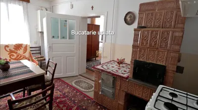 Casă de Vânzare în Gura Humorului, Bucovina | Zona Vilelor | 176 mp Utili | 4 Camere | 2 Băi | Mobilată | 190.000 Euro | Comision 0 - foto 4