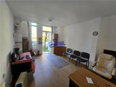 Spatiu comercial , Piata Sud - foto 1