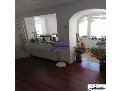 Casa 3 camere, Calnic - foto 2