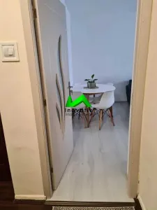 Apartament de inchiriat 3 camere Sibiu Terezian - foto 8