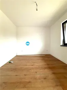 Casa Parter, 4 cam, 520 teren, canalizare, Hlincea Jud. Iasi - foto 3