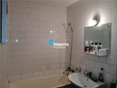 Tatarasi la strada, apartament 3 camere DECOMANDAT - foto 4