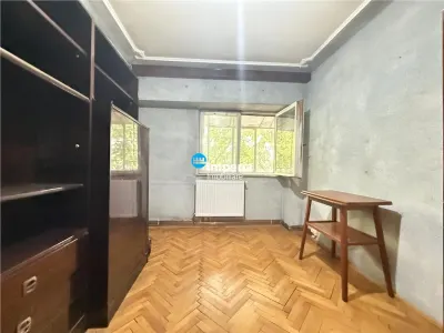 Apartament 3 camere Podul de Fier - foto 3