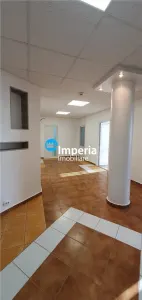 Spatiu birou, decomandat, de inchiriat in zona Tudor Vladimirescu - Primaverii - foto 4