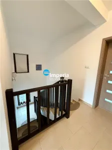 Vila P+E,  mobilata, utilata, 5 cam,  Horpaz str. Noua - foto 12