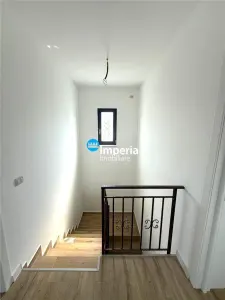 Vila P+E 126 mp, beci, 465 teren, Asfalt, Omenia, Valea Adanca - foto 5