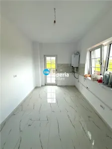 Vila moderna, 4 cam, 2 bai , 450 teren, priveliste, Valea Adanca Iasi - foto 2